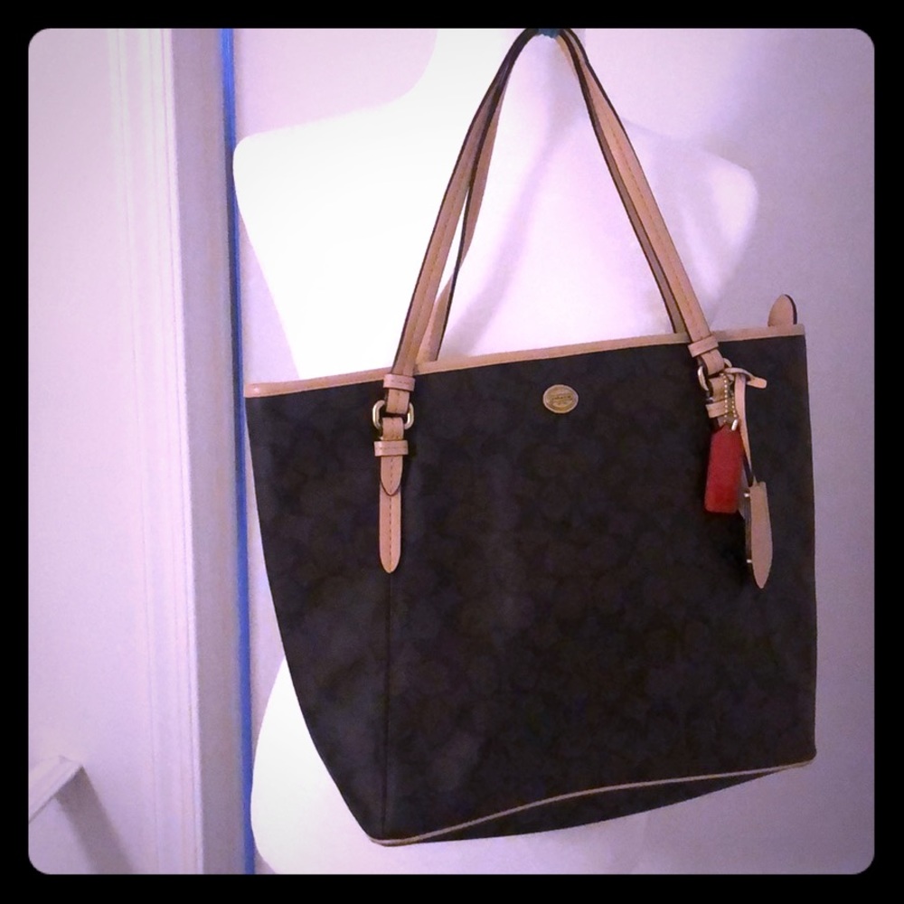 Brown coach tote